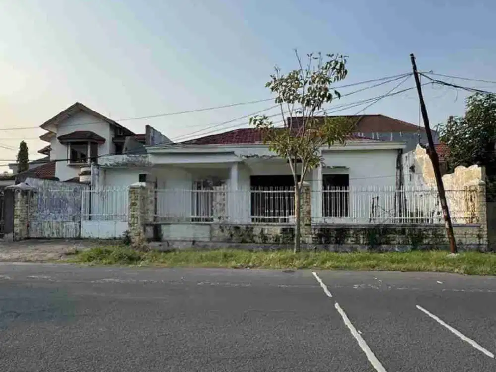 dijual rumah 1 lantai di Gayungsari raya Surabaya selatan