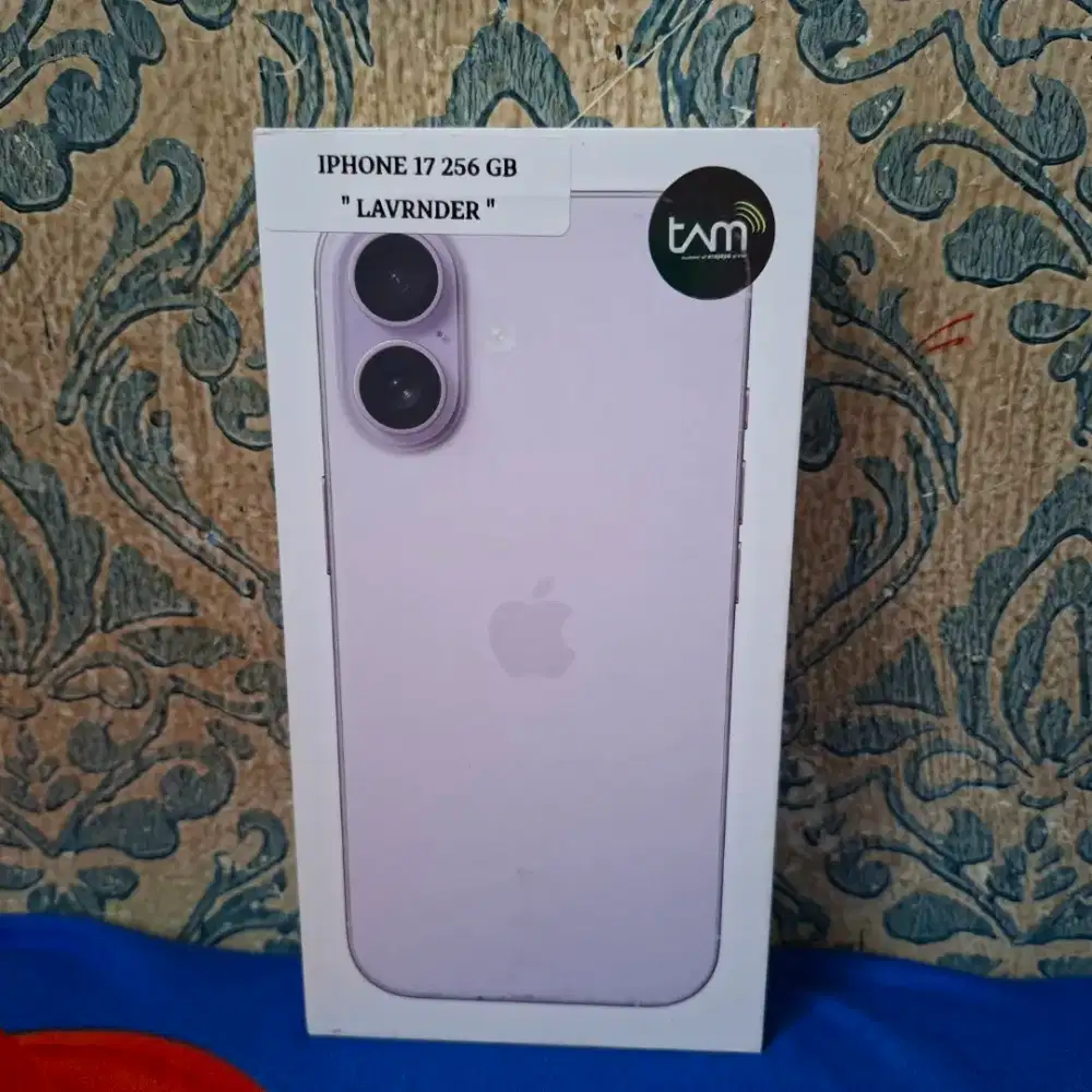 IPHONE 17 NEW BNIB