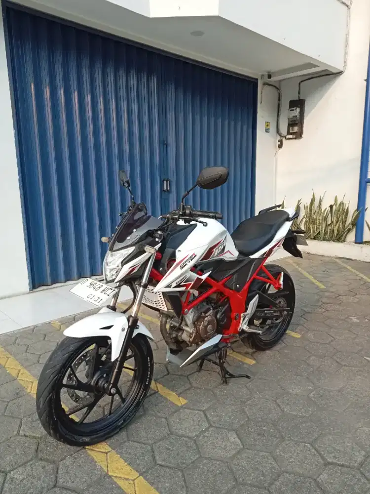 Honda cb150R 2016 mulus