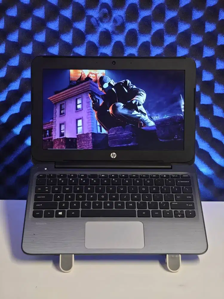 lagi cari laptop yang  pas di kantong? ini aja hp stream 11 pro