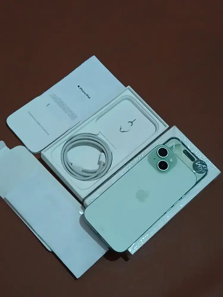 IPHONE 15 128 RESMI IBOX LIKE NEW