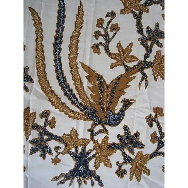 Antik kain Sewek / jarik Lawasan dengan motif MERAK KESIMPIR
