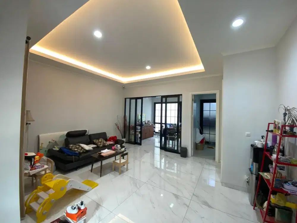 Rumah 3 Lantai American Classic Sutera Winona - Alam Sutera