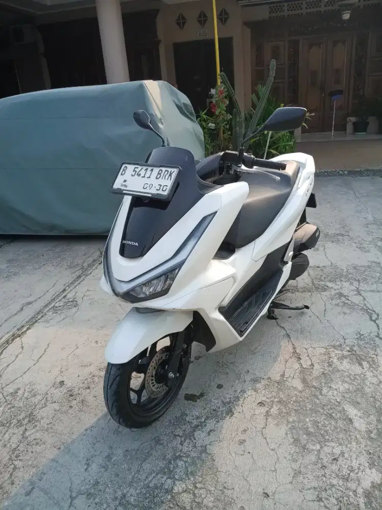1 UNIT HONDA PCX 2025