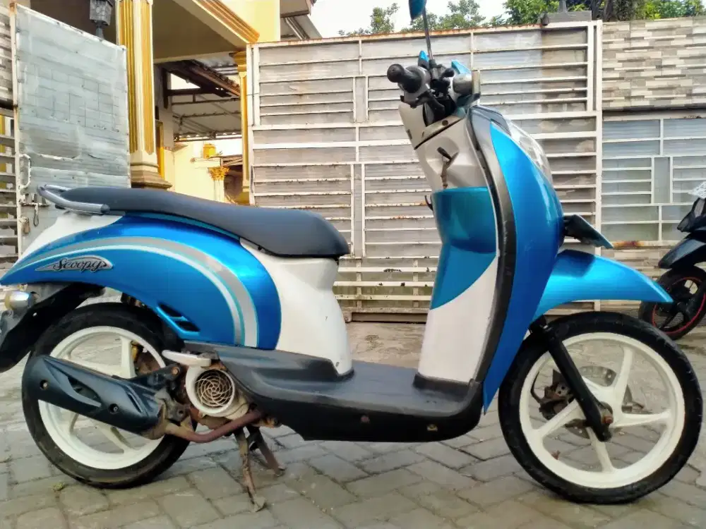 Honda Scoopy Fi lengkap motor sehat keterangan detail dibawah