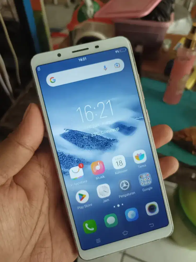 Vivo y71 ram 3/32gb hp aja batangan
