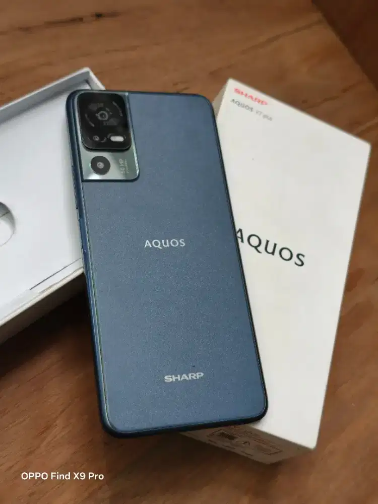 Sharp Aquos V7 plus 4/128 bekas resmi