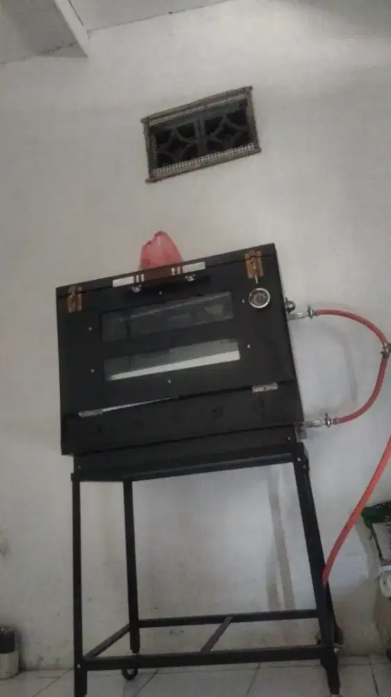Di jual oven gas