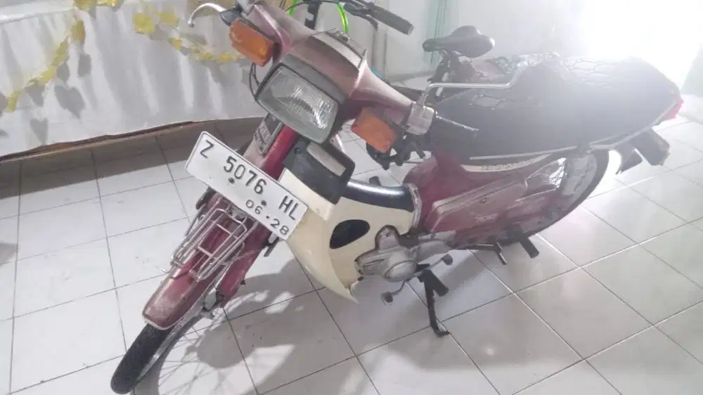 Jual Honda Bebek 700 tahun 1983 semua body masih orsinil