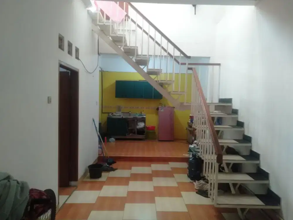 Rumah Siap Huni Semi Furnished luas 86 m2 di Sayap Moch Ramdan, Ciateul Ref.05644