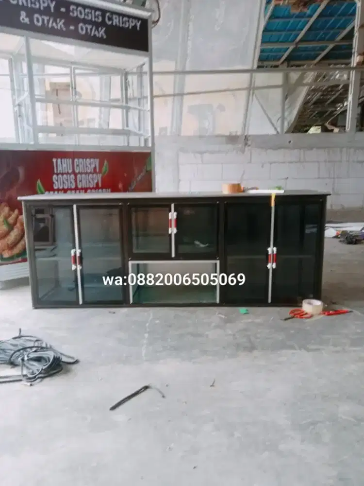 Kitchen set dinding dapur