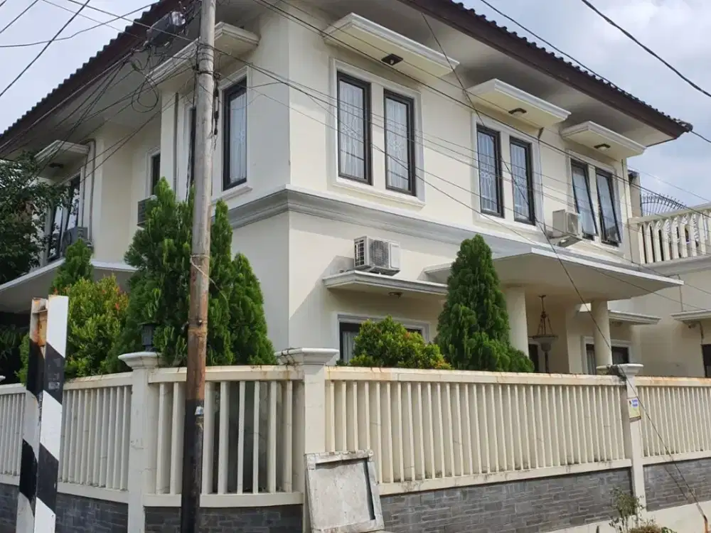 Rumah Rawamangun 181mtr Hoek Jual Cepat