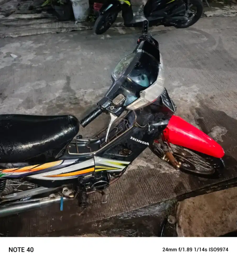 Supra fitt 110 & bonus sepedah listrik