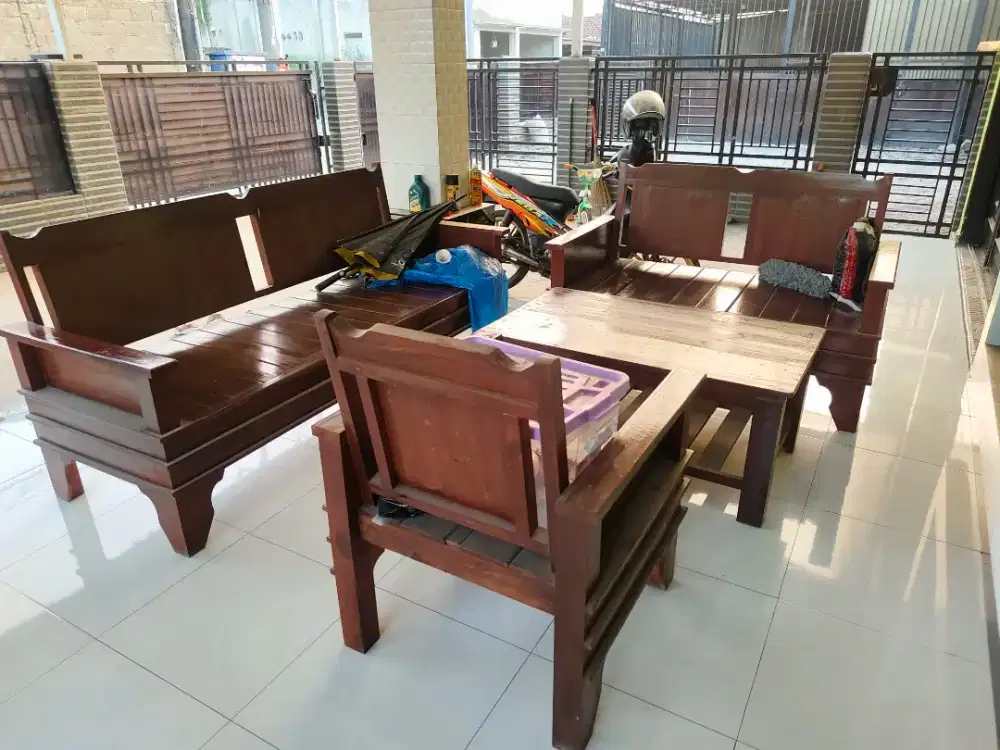 Dijual cepat kursi jati Belanda  gres baru 2bulan
