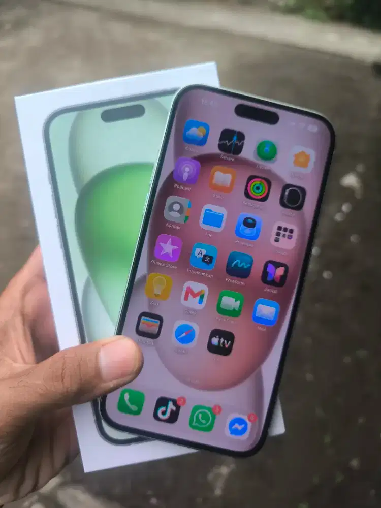 iPhone 15 plus seperti baru 128 GB
