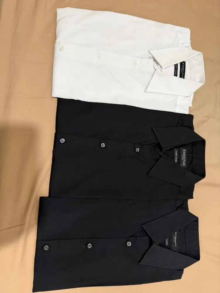 Kemeja Executive slim fit size 15