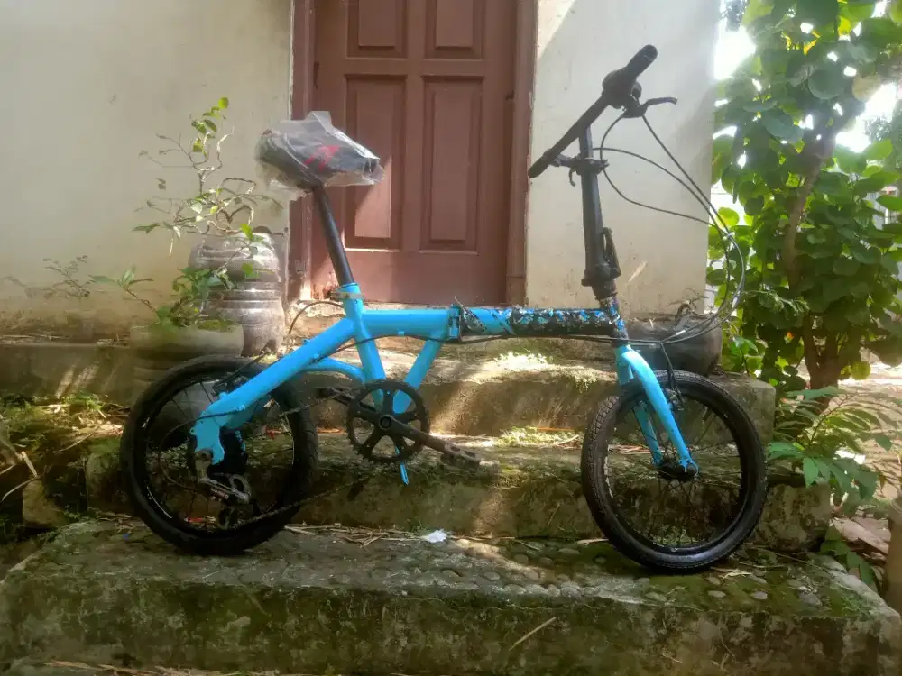 Sepeda lipat ukuran 16