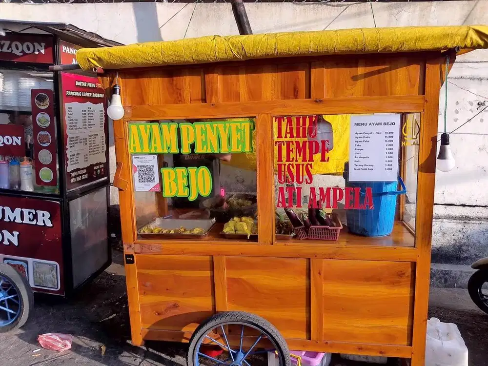 DI BUTUHKAN KARYAWAN AYAM CABE IJO