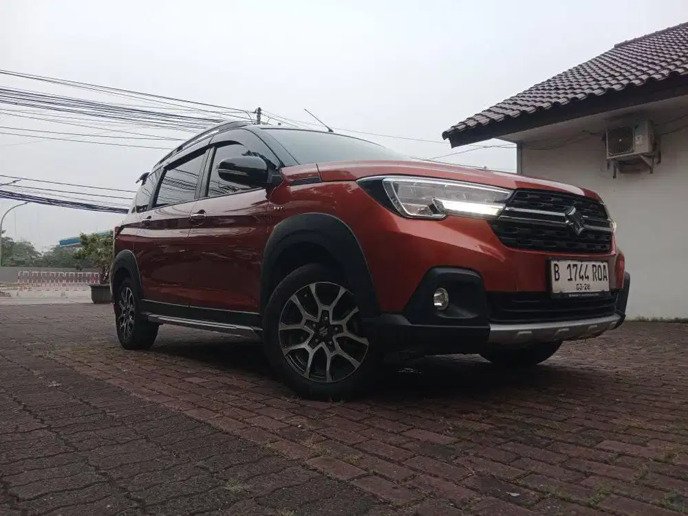 SUZUKI XL7 1.5 ALPHA BENSIN AT 2022