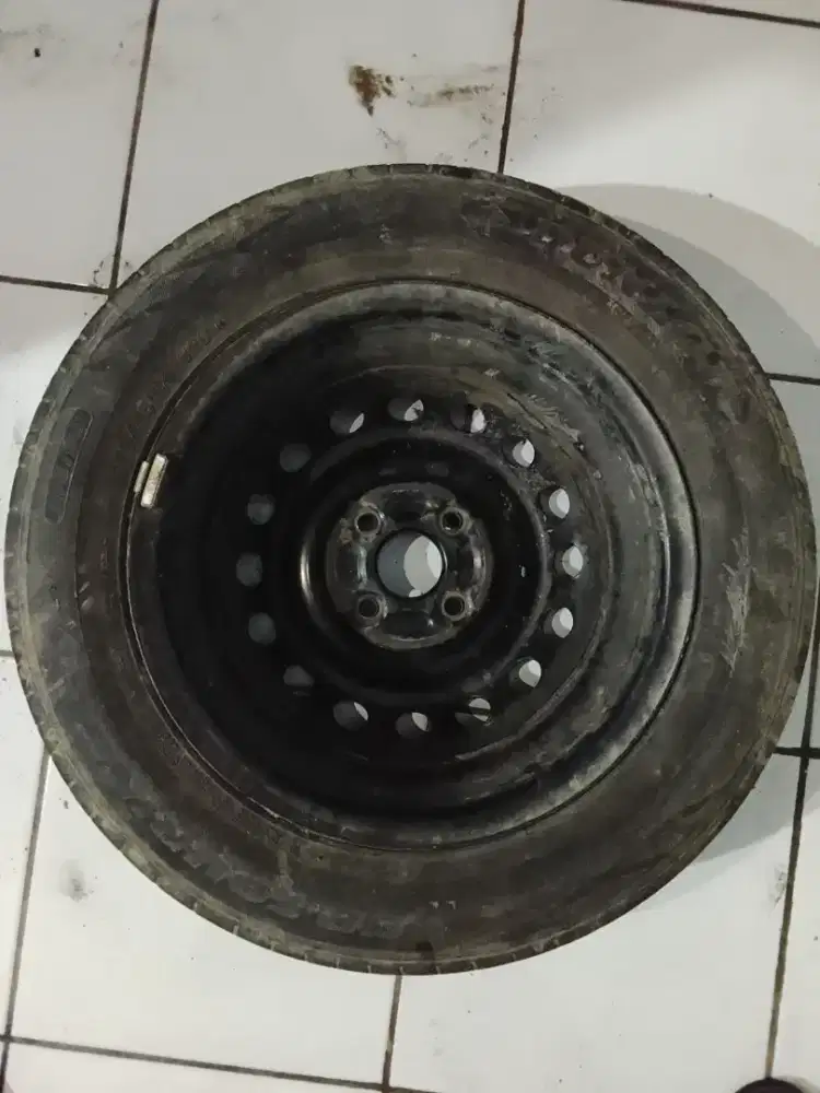 Jual MURAH Ban Velg Ayla Agya Sigra calya