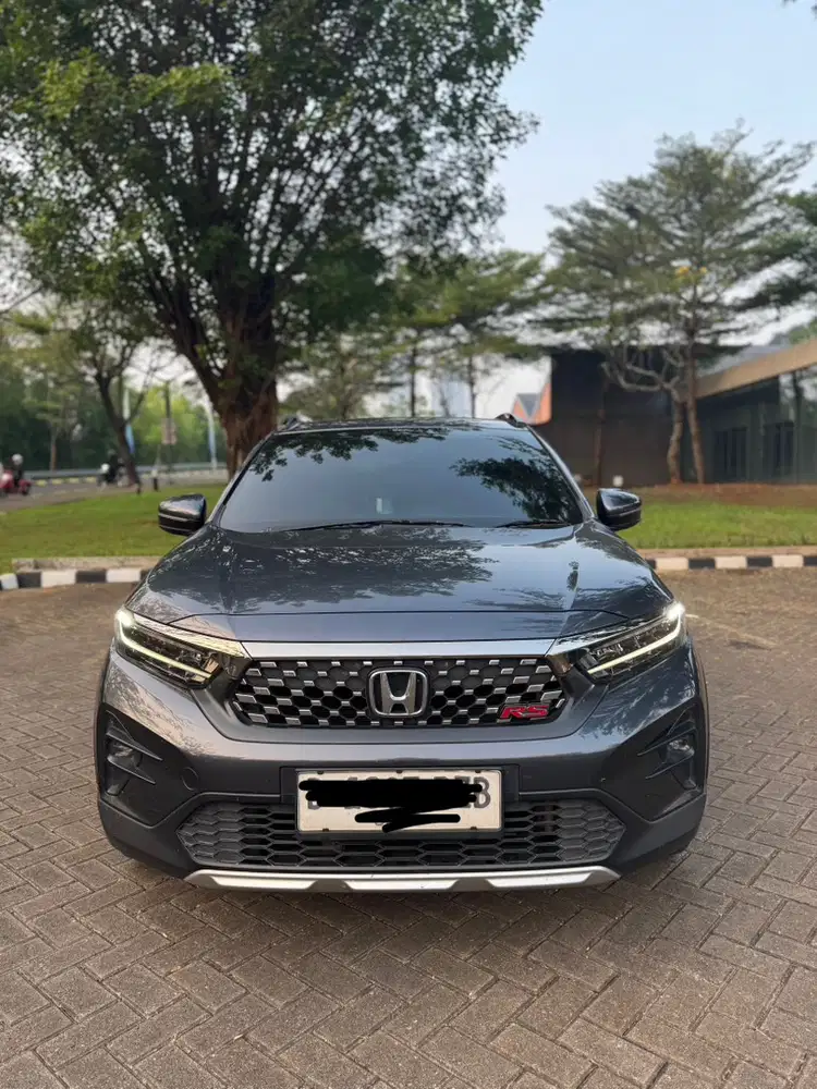Honda WR-V RS 2024 Abu-abu Mulus Masih Garansi Tangan 1 Dari Baru