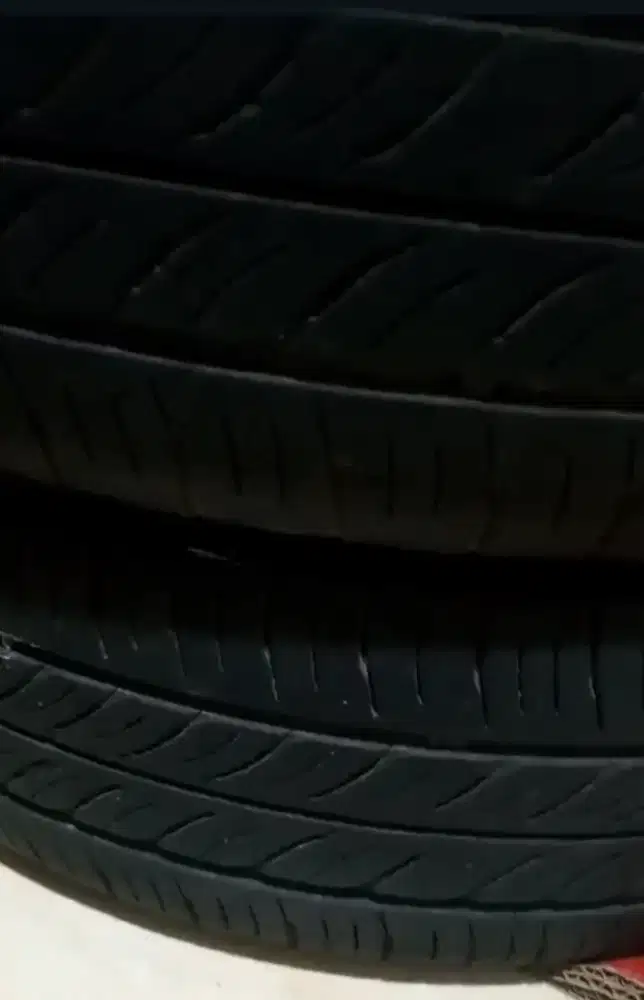 Ban Bridgestone Brio Satya ring 14