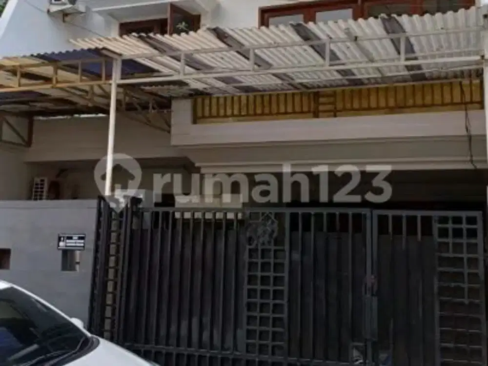 Dijual Rumah 2 Lt Di Taman Ratu 7x18 Siap Huni