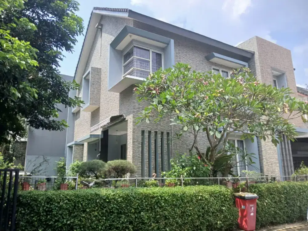 Rumah tinggal siap huni dengan semi furnish
