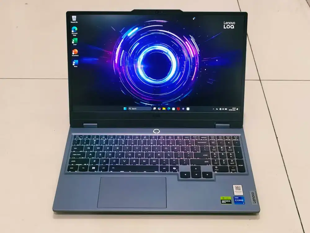 Like new Lenovo Loq 15irx10 Intel core i7 gen 13 nvidia rtx 5050