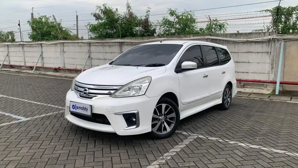 DP RENDAH - Nissan Grand Livina 1.5 Highway Star Autech Bensin-AT 2019
