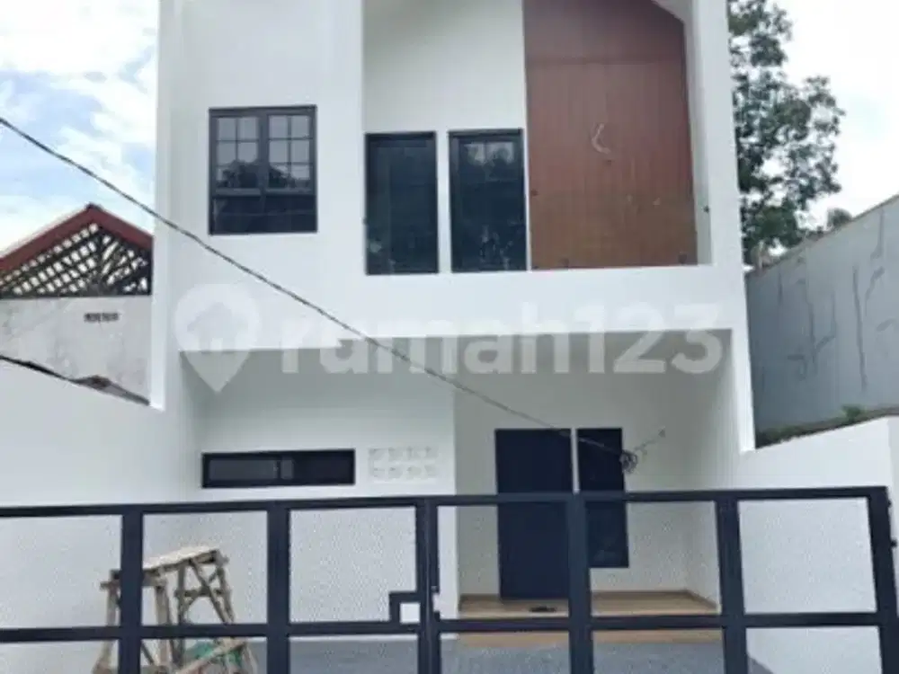 Dijual Rumah Baru Dibangun Komplek Megapolitan Cinere