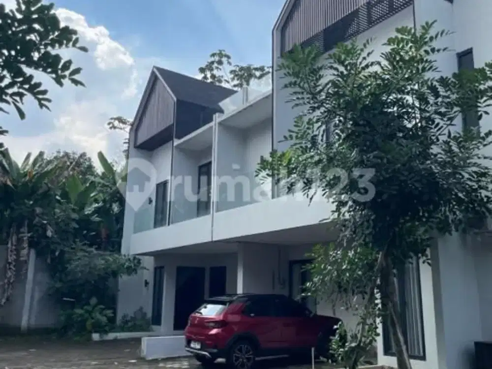 Rumah Brand New Di Elements Cirendeu