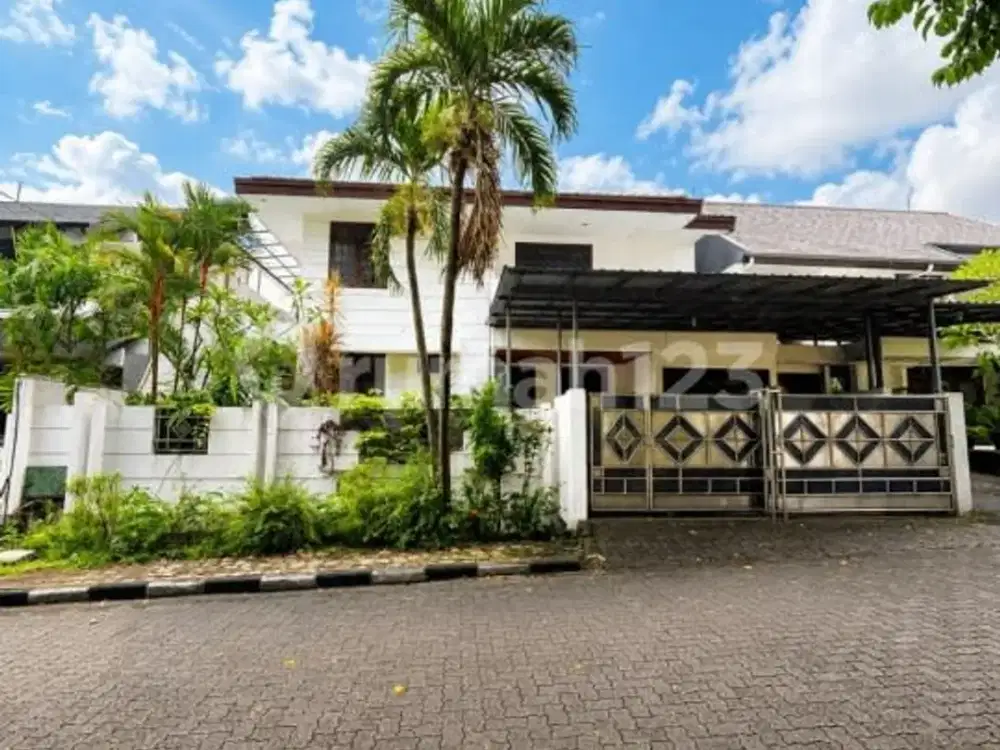 Dijual Rumah Villa Cinere Mas Hadap Taman Cantik Harga Spesial