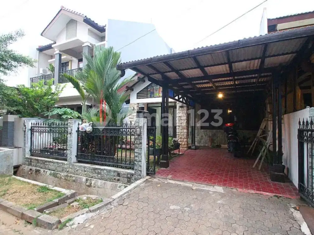 Dijual Rumah Asri Di Komplek Graha Cinere