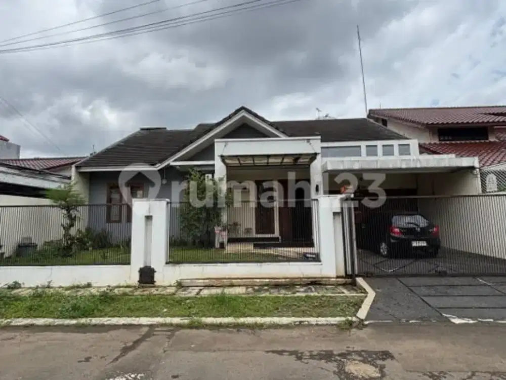Dijual Rumah Mewah di Komplek Cinere