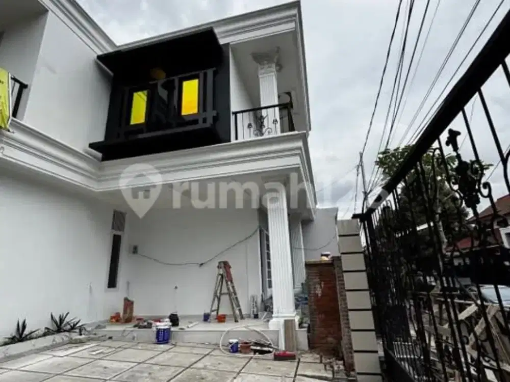 Dijual Rumah Komplek Megapolitan Cinere Lokasi Strategis