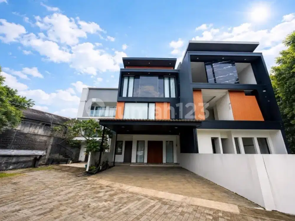 Brand New House - Townhouse Eksklusif Cilandak, Jakarta Selatan