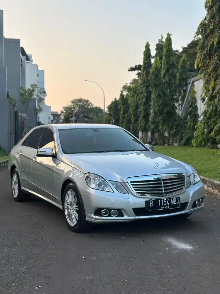 mercedes benz mercy E250 W212 elegance 2011 bukan avantgard amg