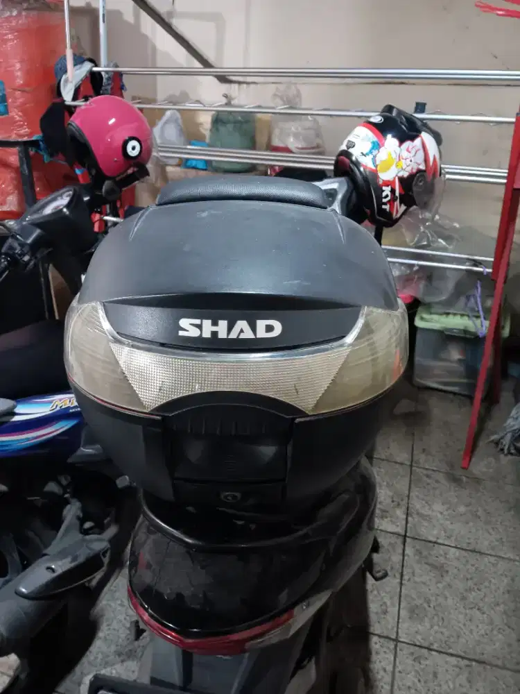 Box Shad SH39 + Breket