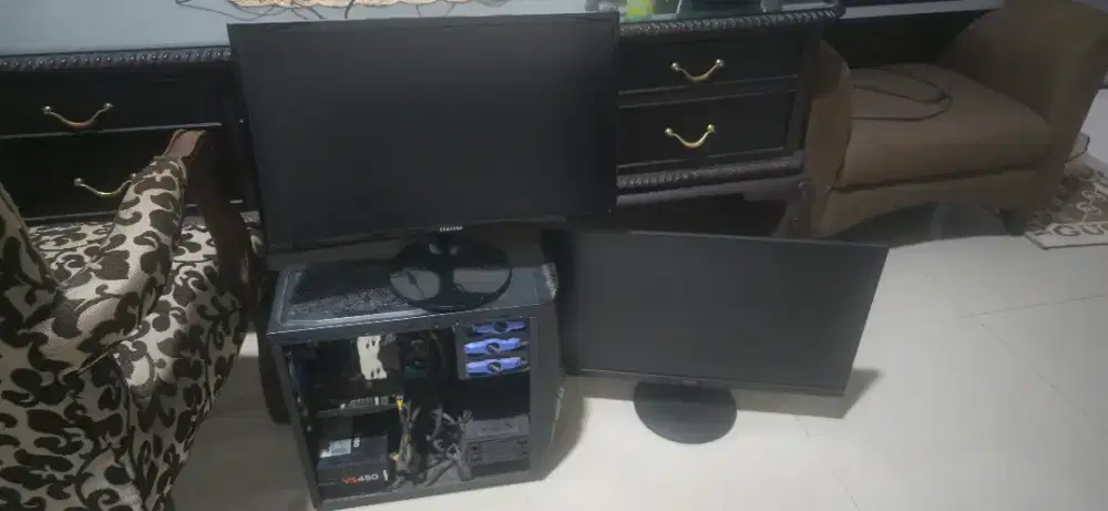 PC dan Monitor borong