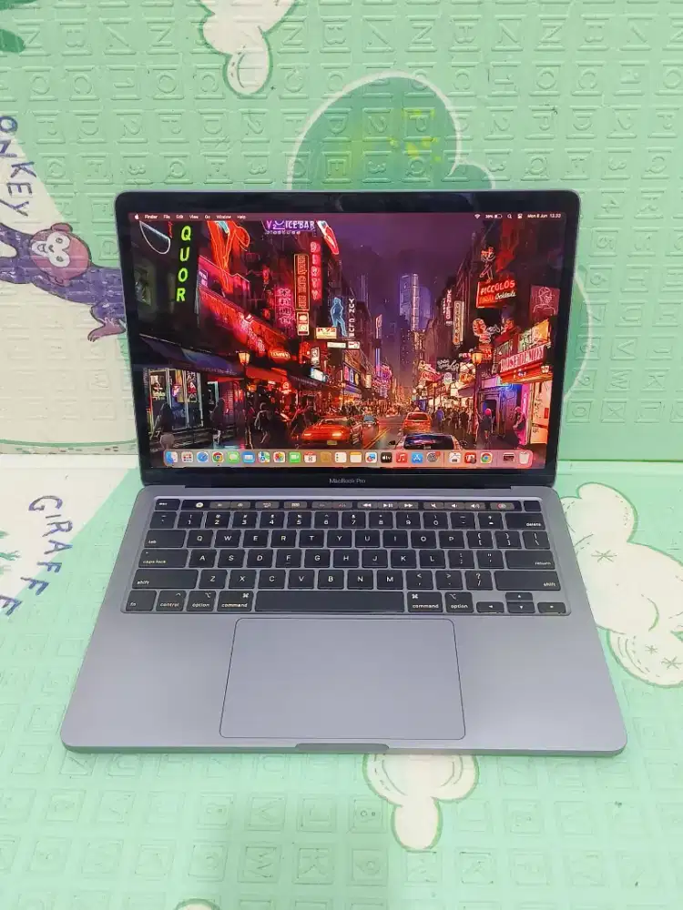 MacBook Pro Retina 13in 2020 Toucbar core i5 ram 8 256