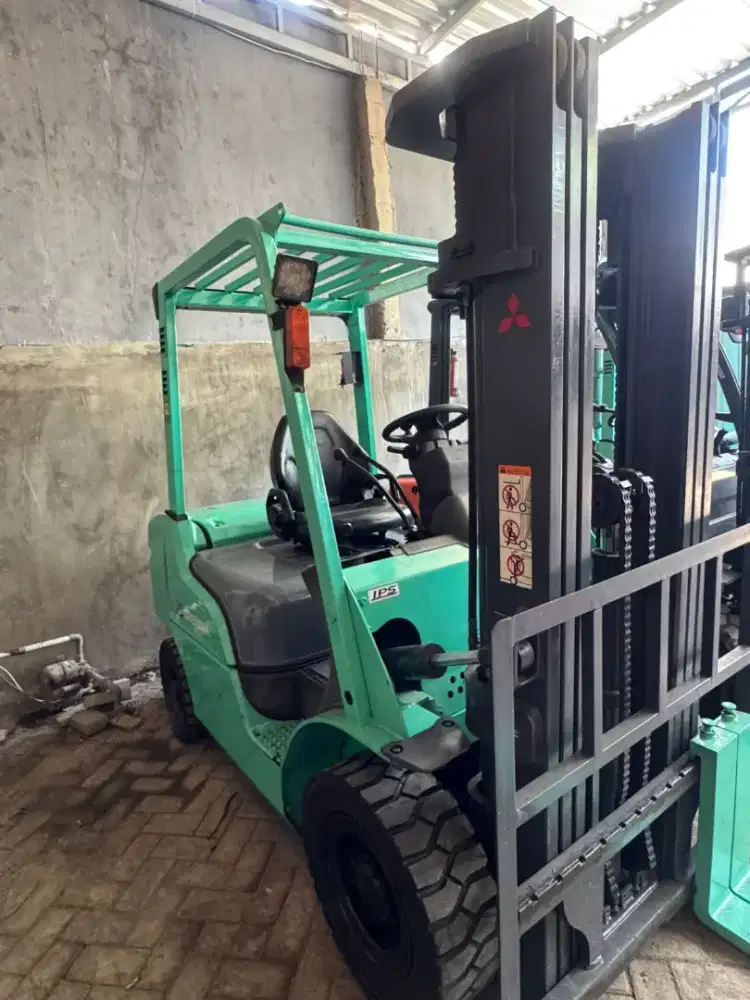 FORKLIFT BEKAS MITSUBISHI GRENDIA TREELIFT 4,7 METER