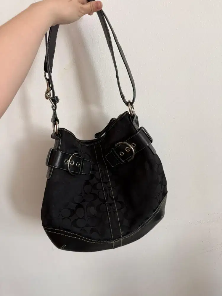 Coach Signature Soho Shoulder bag