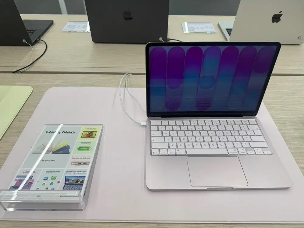 MacBook Neo. Bisa cicilan tanpa Kartu kredit. iBox mall Paragon SMG