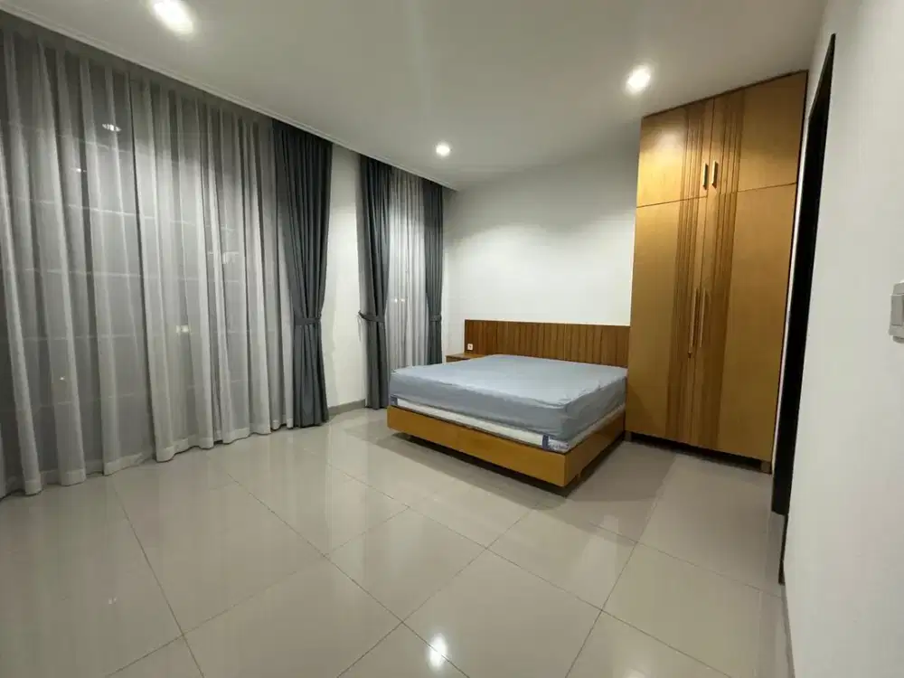 Disewakan Rumah PIK 2