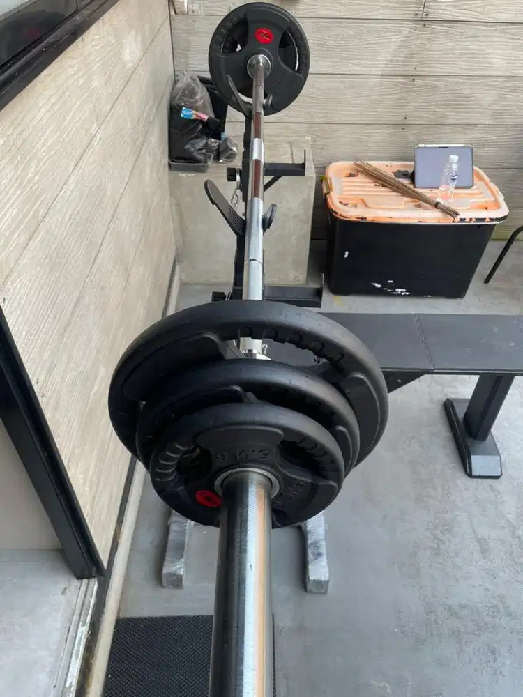 Di jual barbell 20kg standard olimpic