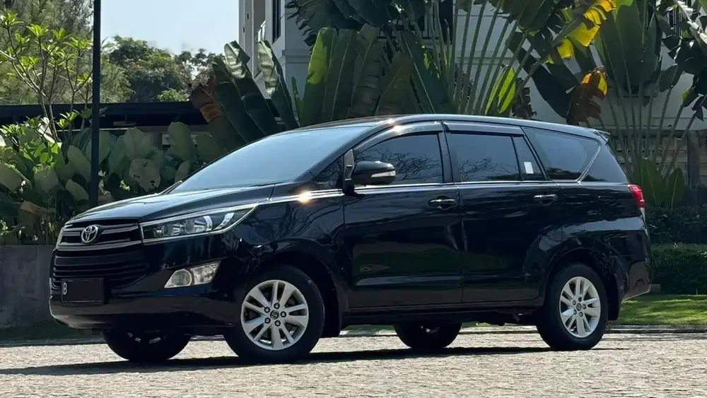Toyota Innova Reborn G 2.4 Diesel Matic