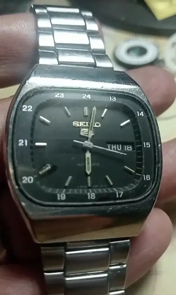 Jam tangan seiko 5 otomatic