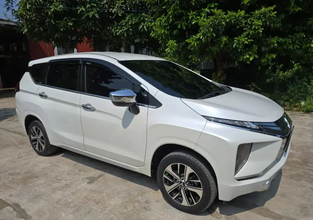 Mitsubishi Xpander Ultimate Putih  2018