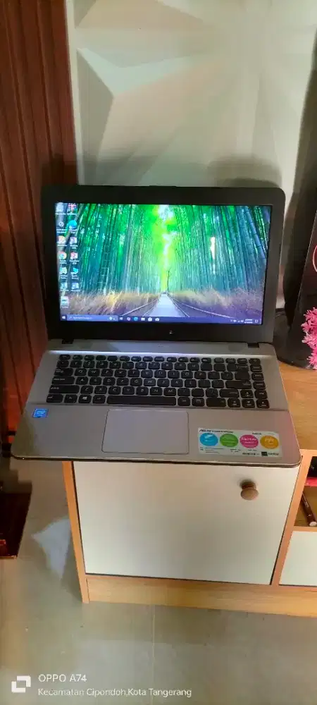 Asus vivobook x441s  sudah pakai SSD